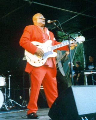 Roy Gaines