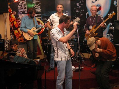 The Blues Shacks и Владимир Кожекин (под бейсболкой)
