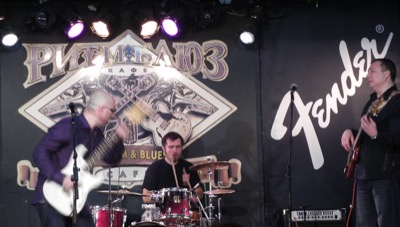 Arsen Shomakhov, Roadhouse