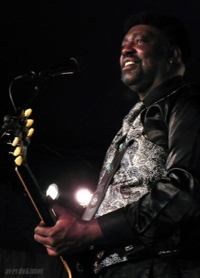 JC Smith, Roadhouse