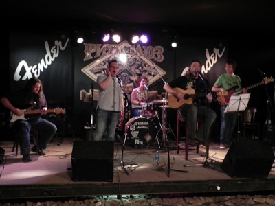 Dr. Nik & Andrei Bessonov, Roadhouse