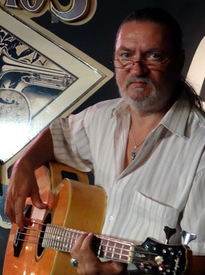 Bluesspinners, Roadhouse