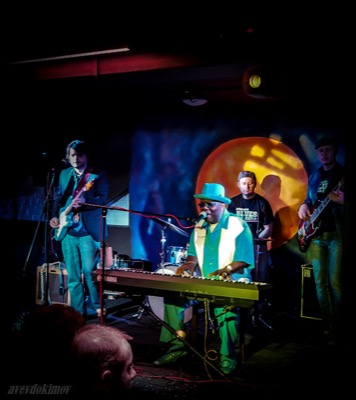 Kenny Blues Boss Wayne & Jose Luis Pardo, Roadhouse